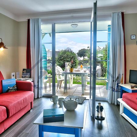 Localise - A06 - Entierement De Plain-Pied Avec Petite Vue Mer - Donnant Sur La Piscine Et Le Jardin - Wifi Inclus - Draps Inclus - Guilvinec Exterior photo