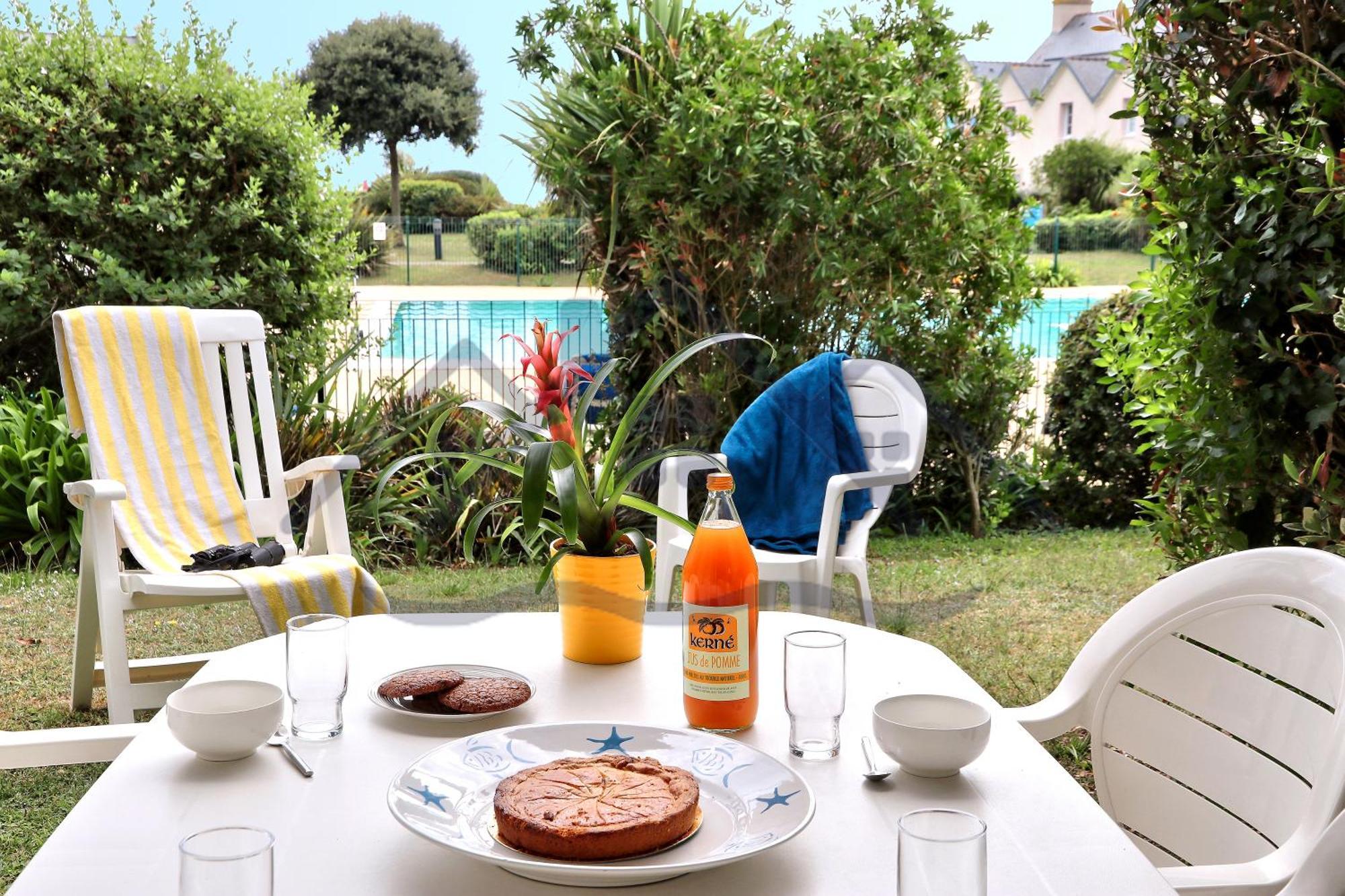 Localise - A06 - Entierement De Plain-Pied Avec Petite Vue Mer - Donnant Sur La Piscine Et Le Jardin - Wifi Inclus - Draps Inclus - Guilvinec Exterior photo